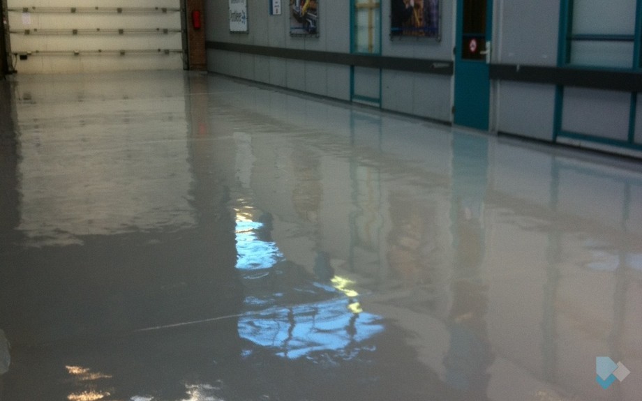 Retail Magazijn Pontmeyer in Poeldijk, DIBA 161 1mm epoxy gietvloer